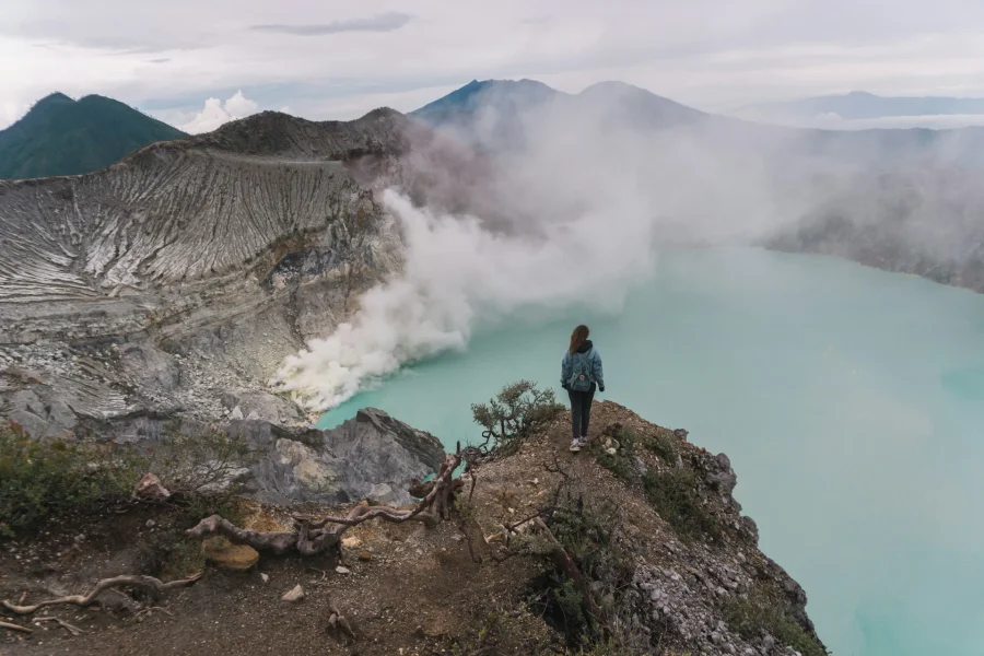 Open Trip Kawah Ijen dari Bali – Paket Tour Kawah Ijen Nyaman & Praktis